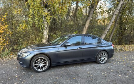 BMW 3 серия, 2015 год, 2 400 000 рублей, 4 фотография