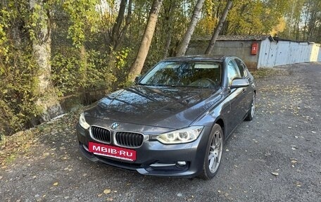 BMW 3 серия, 2015 год, 2 400 000 рублей, 5 фотография