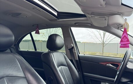 Mercedes-Benz E-Класс, 2007 год, 900 000 рублей, 19 фотография