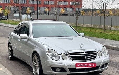 Mercedes-Benz E-Класс, 2007 год, 900 000 рублей, 11 фотография