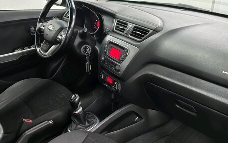 KIA Rio III рестайлинг, 2014 год, 750 000 рублей, 20 фотография