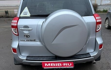 Toyota RAV4, 2011 год, 1 330 000 рублей, 4 фотография