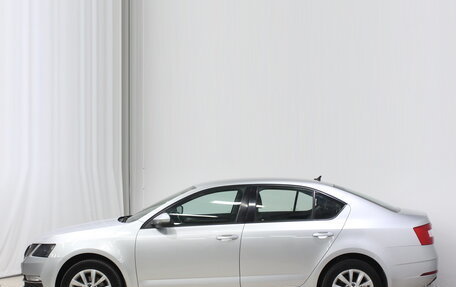 Skoda Octavia, 2018 год, 1 580 000 рублей, 8 фотография