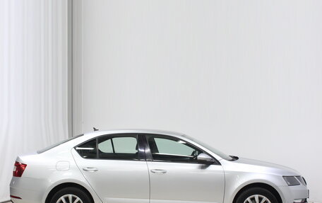 Skoda Octavia, 2018 год, 1 580 000 рублей, 4 фотография