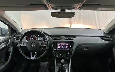 Skoda Octavia, 2018 год, 1 580 000 рублей, 13 фотография