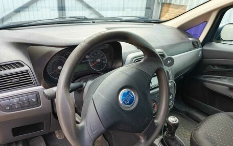 Fiat Punto III Punto Evo рестайлинг, 2007 год, 250 000 рублей, 9 фотография