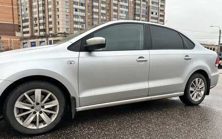 Volkswagen Polo VI (EU Market), 2016 год, 1 300 000 рублей, 2 фотография