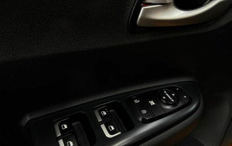 KIA Rio IV, 2018 год, 1 349 888 рублей, 16 фотография