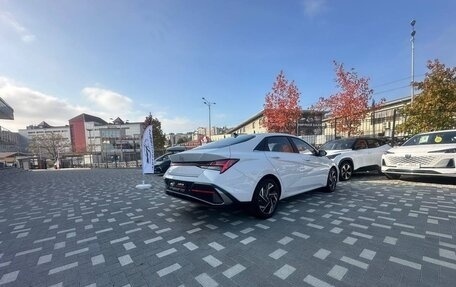 Hyundai Elantra, 2025 год, 2 300 000 рублей, 3 фотография