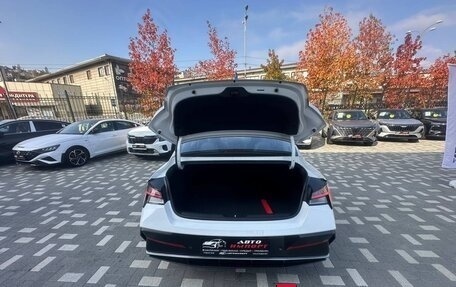 Hyundai Elantra, 2025 год, 2 300 000 рублей, 5 фотография