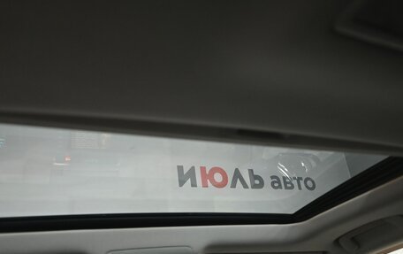 Toyota Land Cruiser 200, 2012 год, 2 950 000 рублей, 13 фотография