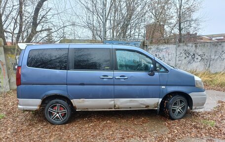 Nissan Serena II, 2001 год, 370 000 рублей, 6 фотография