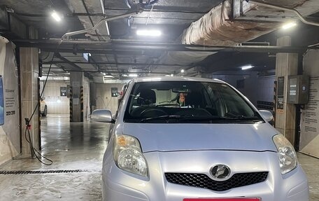 Toyota Vitz, 2010 год, 580 000 рублей, 2 фотография
