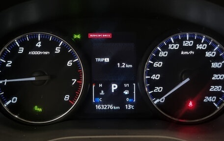 Mitsubishi Outlander III рестайлинг 3, 2022 год, 2 220 000 рублей, 7 фотография