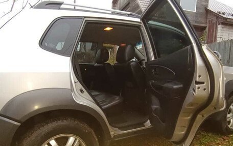 Hyundai Tucson III, 2005 год, 800 000 рублей, 3 фотография