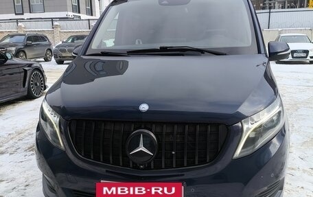 Mercedes-Benz V-Класс, 2015 год, 4 250 000 рублей, 4 фотография