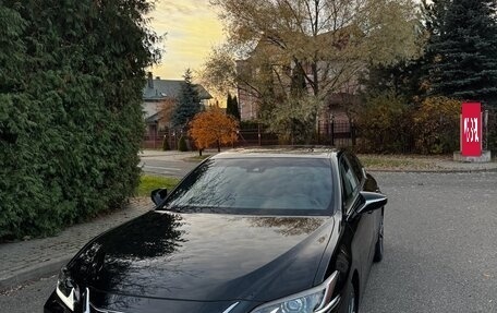 Lexus ES VII, 2022 год, 4 850 000 рублей, 2 фотография