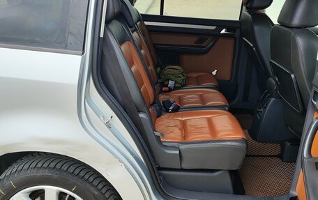 Volkswagen Touran III, 2009 год, 990 000 рублей, 19 фотография