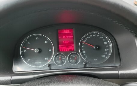 Volkswagen Touran III, 2009 год, 990 000 рублей, 33 фотография