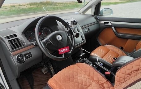 Volkswagen Touran III, 2009 год, 990 000 рублей, 32 фотография