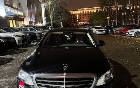 Mercedes-Benz E-Класс, 2016 год, 2 950 000 рублей, 6 фотография