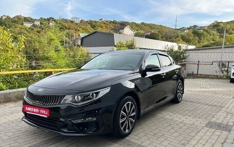 KIA Optima IV, 2019 год, 1 900 000 рублей, 2 фотография