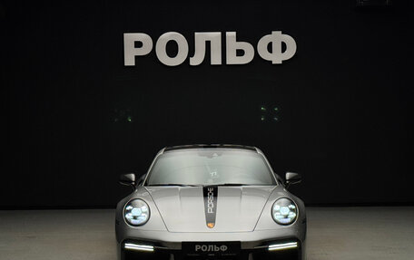 Porsche 911, 2021 год, 27 000 000 рублей, 2 фотография