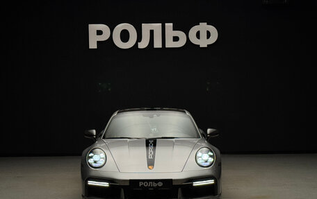 Porsche 911, 2021 год, 27 000 000 рублей, 7 фотография