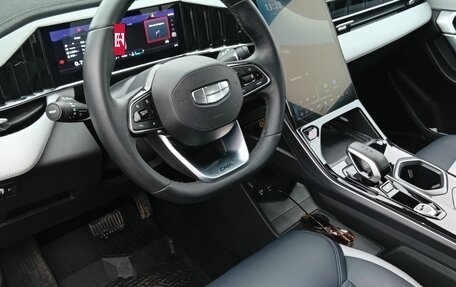 Geely Atlas, 2024 год, 3 700 000 рублей, 6 фотография