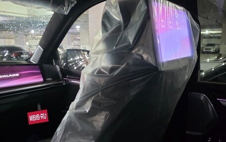 Cadillac Escalade V, 2025 год, 21 400 000 рублей, 10 фотография