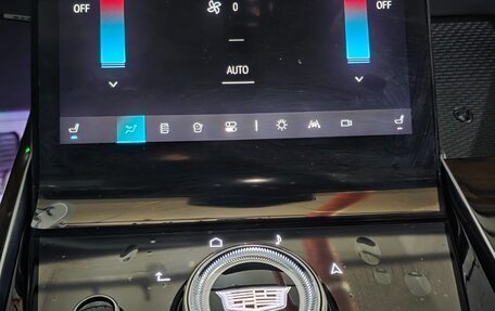 Cadillac Escalade V, 2025 год, 21 400 000 рублей, 15 фотография