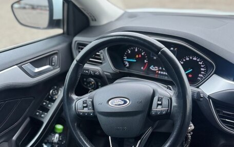 Ford Focus IV, 2018 год, 1 290 000 рублей, 6 фотография