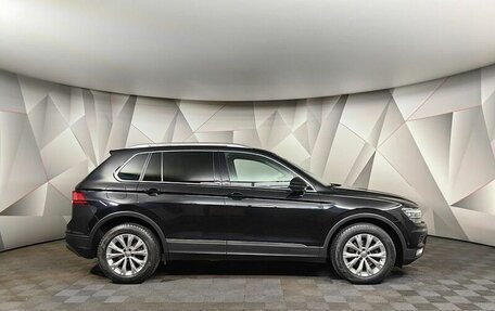 Volkswagen Tiguan II, 2017 год, 2 263 000 рублей, 4 фотография