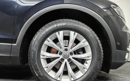 Volkswagen Tiguan II, 2017 год, 2 263 000 рублей, 16 фотография