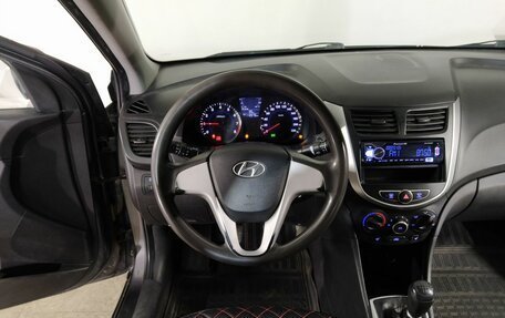 Hyundai Solaris II рестайлинг, 2012 год, 829 000 рублей, 13 фотография