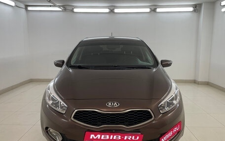 KIA cee'd III, 2014 год, 1 090 000 рублей, 2 фотография