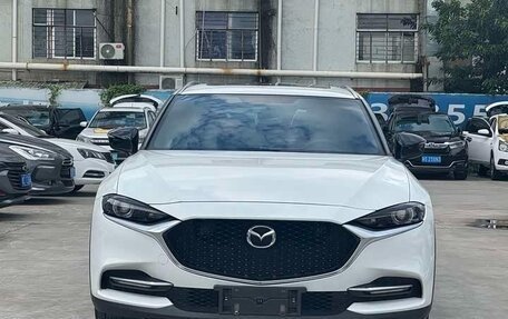 Mazda CX-4, 2021 год, 2 225 000 рублей, 2 фотография