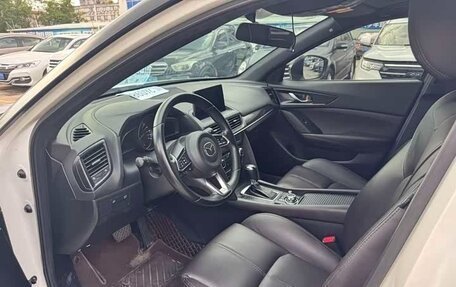 Mazda CX-4, 2021 год, 2 225 000 рублей, 10 фотография