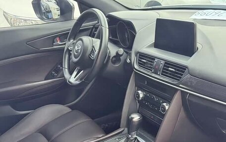 Mazda CX-4, 2021 год, 2 225 000 рублей, 15 фотография