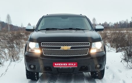 Chevrolet Tahoe III, 2008 год, 2 250 000 рублей, 1 фотография
