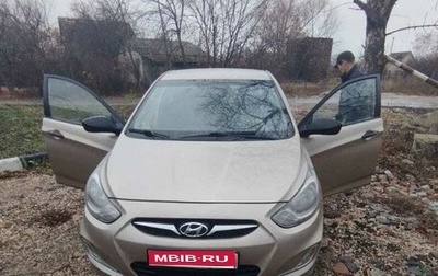 Hyundai Solaris II рестайлинг, 2011 год, 630 000 рублей, 1 фотография