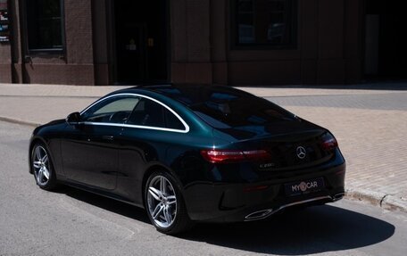 Mercedes-Benz E-Класс, 2020 год, 5 200 000 рублей, 6 фотография