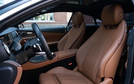 Mercedes-Benz E-Класс, 2020 год, 5 200 000 рублей, 34 фотография