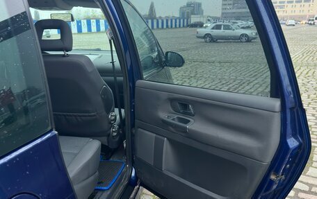 Volkswagen Sharan I рестайлинг, 2006 год, 750 000 рублей, 35 фотография