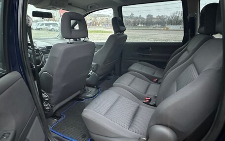 Volkswagen Sharan I рестайлинг, 2006 год, 750 000 рублей, 29 фотография