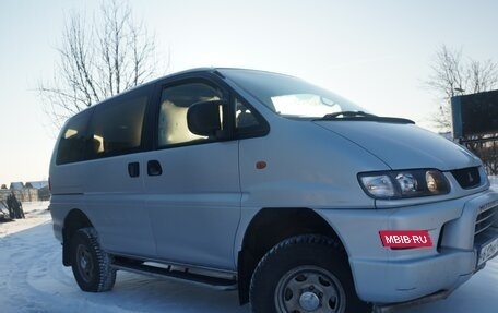 Mitsubishi Delica IV, 2001 год, 1 250 000 рублей, 2 фотография