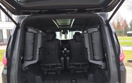 Lexus LM, 2024 год, 19 200 000 рублей, 3 фотография