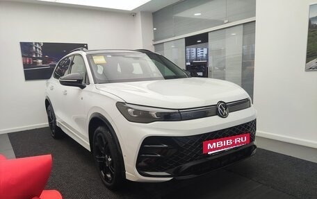 Volkswagen Tiguan, 2025 год, 4 950 000 рублей, 3 фотография