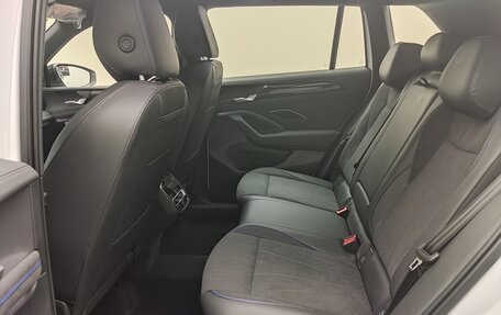 Volkswagen Tiguan, 2025 год, 4 950 000 рублей, 13 фотография