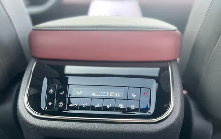 Infiniti QX80, 2025 год, 20 000 000 рублей, 23 фотография